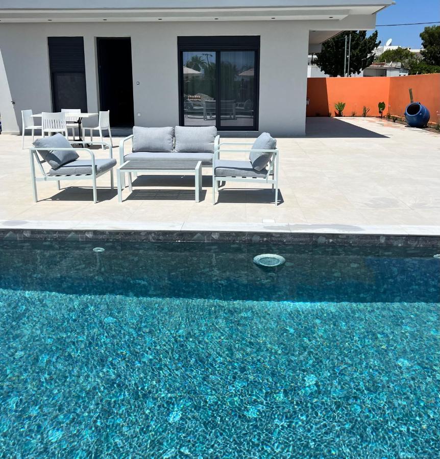 Cora May Central Villa With Private Pool 200M To The Beach Faliraki Eksteriør billede