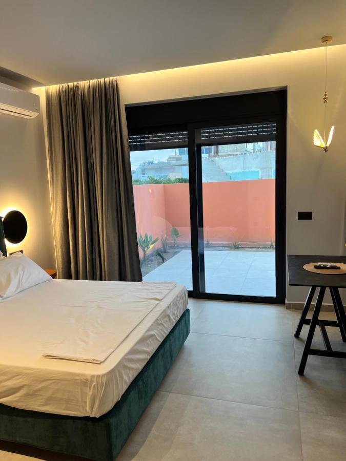 Cora May Central Villa With Private Pool 200M To The Beach Faliraki Eksteriør billede