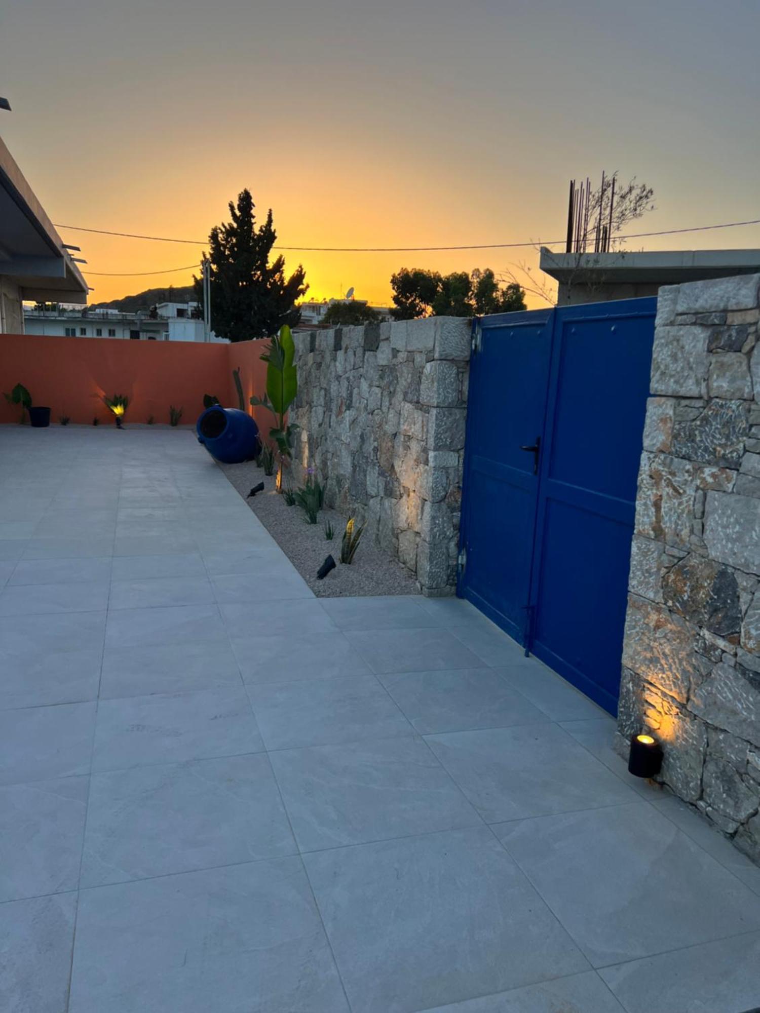 Cora May Central Villa With Private Pool 200M To The Beach Faliraki Eksteriør billede